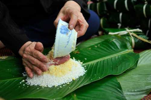 cach-goi-banh-chung